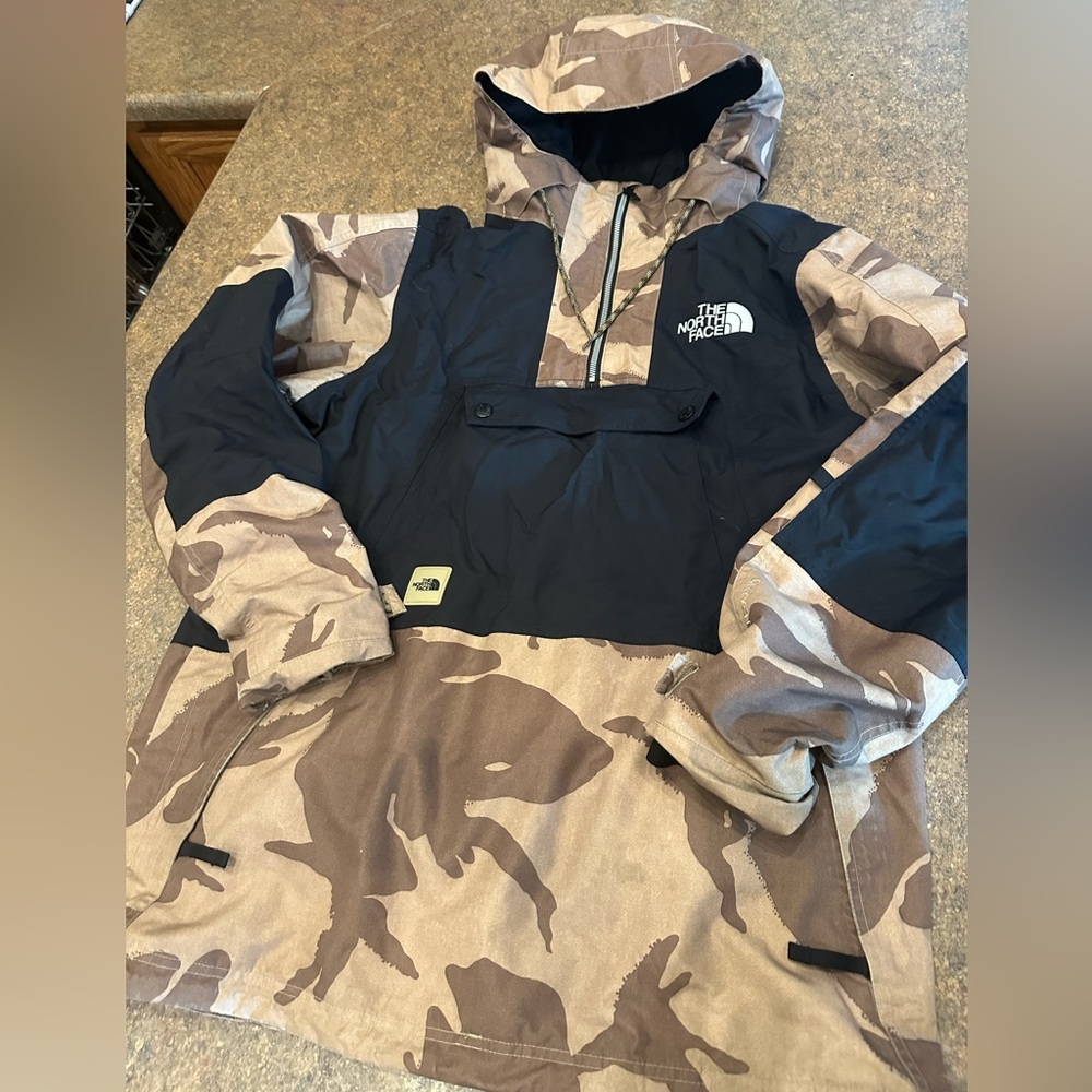 The North Face Waterproof Ski Jacket- Mens